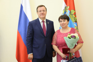 Глава региона отметил, что сегодня забота о семьях с детьми, о матерях является одним из важнейших направлений в работе органов власти.