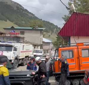 Всего в поисково-спасательных работах были задействованы спасатели МЧС России в количестве 25 человек и трех единиц техники.