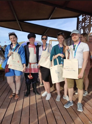 Участниками первого заезда стали 400 молодых творцов из 73 регионов России, Луганской и Донецкой Народных Республик.