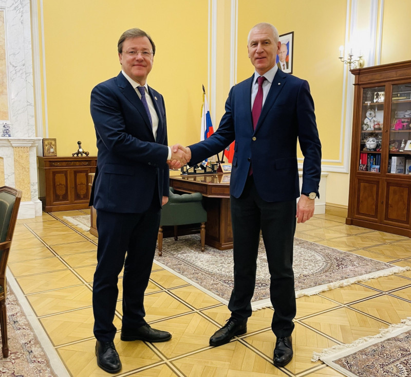 Губернатор Дмитрий Азаров провел встречу с Министром спорта РФ Олегом Матыциным