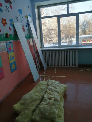 В детском саду в Нефтегорске утеплят окна после жалоб в соцсетях