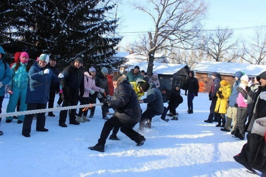 Тольяттинские полицейские организовали спортивный праздник «День здоровья».