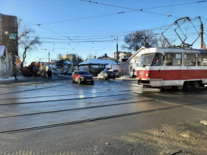 Во время работ на линии по улице Красноармейской с левым поворотом на улицу Галактионовскую, трамвайное сообщение будет сохранено. 
