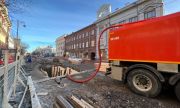 Специалисты «РКС-Самара» перекладывают канализационную трубу в историческом центре города