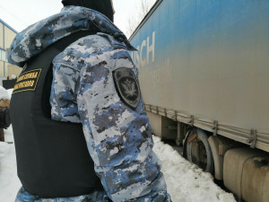 В Новокуйбышевске незаконно перевозили черный лом