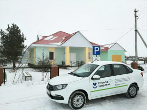 Для оказания помощи жителям ближайших сел — Абашево, Орловка и Толстовка — медработники выезжают на новом автомобиле.