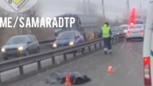 В Самаре на Южном шоссе насмерть сбили человека