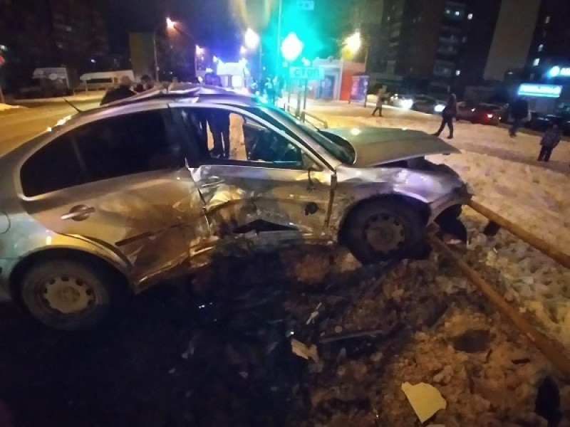 В Тольятти столкнулись три машины, трое пострадавших