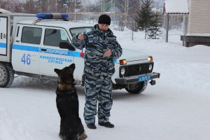 В Самарской области сотрудники полиции и общественники провели профориентационные беседы со школьниками