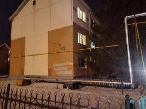19 февраля в квартире дома в Красноярском районе Самарской области обнаружено тело 75 - летней женщины, с колото-резаными ранениями тела.