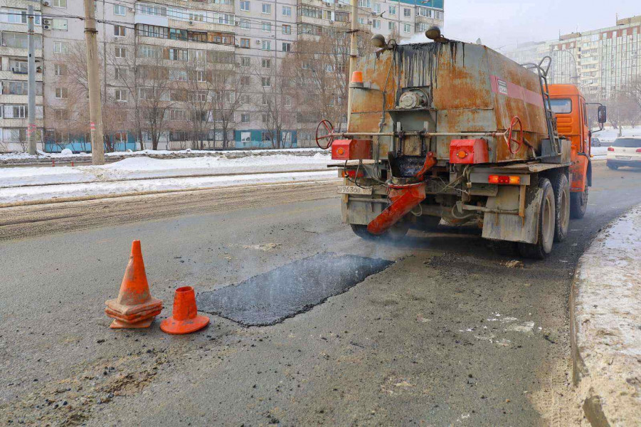 В Самаре на дорогах возобновили работы по аварийно-ямочному ремонту