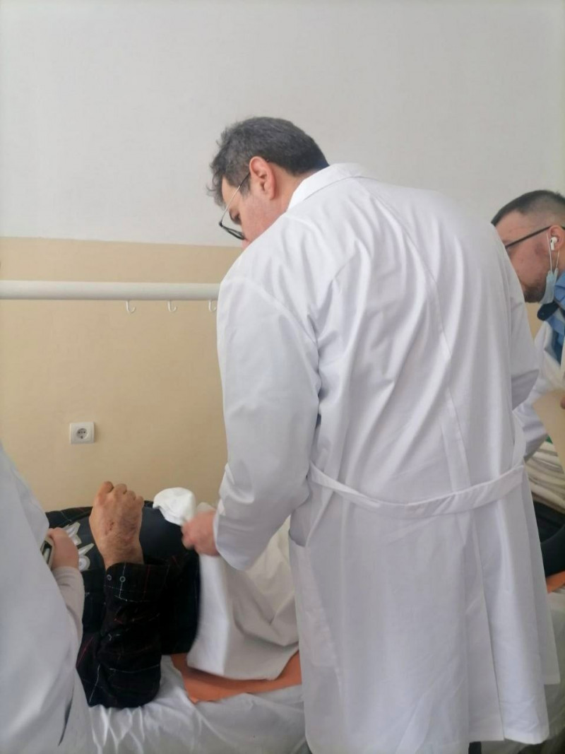 Армен Бенян  лично осмотрел пострадавших в ДТП в Нефтегорском районе