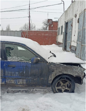 Пожилой тольяттинец поджег машину молодой соседки