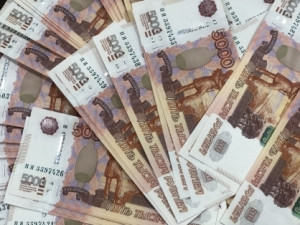 Подозреваемый не выплатил своему сотруднику заработную плату в сумме не менее 440 тысяч рублей.