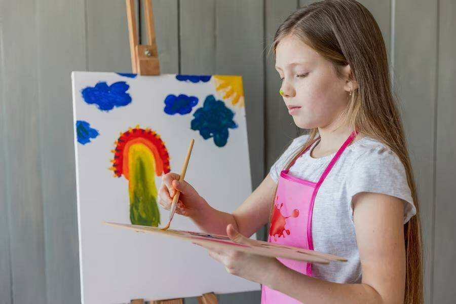 У жителей Самарской области есть возможность принять участие в международном конкурсе детского рисунка «Моя Россия»