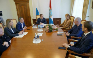 6 марта губернатор Самарской области Дмитрий Азаров встретился с депутатами Государственной думы.