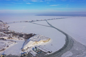 В ближайшее время запланирован раскол льда с привлечением ледокола в районе правого берега Волги на участке между затонами сёл Климовки и Актуши, а также в затоне села Актуши.