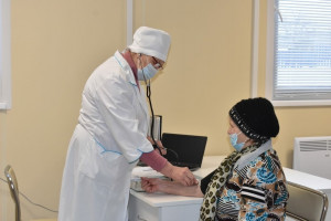 Осенью Галина Андреевна начала прием пациентов в новом фельдшерско-акушерском пункте.