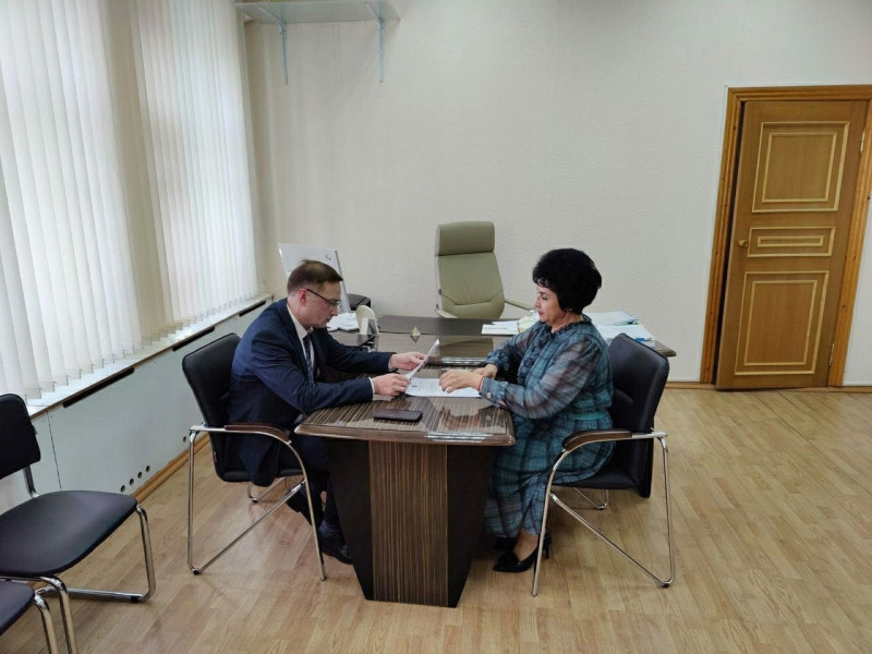 Денис Бутолин посетил с рабочим визитом Сызранский медико-гуманитарный колледж