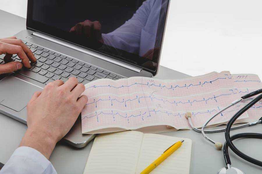 Самарский врач-кардиолог напомнил о правильных привычках для здоровья сердца и сосудов