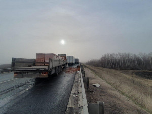 Два грузовика столкнулись в Сызранском районе