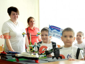 В Самаре наградили победителей VI Всероссийского фестиваля детского и молодежного научно-технического творчества «КосмоФест-2023»