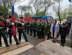 За свою высочайшую жертву и боевые заслуги, проявленные при выполнении воинского долга, подполковник Петрунин Георгий Викторович посмертно награжден орденом мужества.
