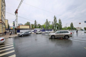 Так, в исторической части города на перекрестке улиц Вилоновская и Галактионовская в ближайшее время будет переустроен водовод диаметром 800 мм.