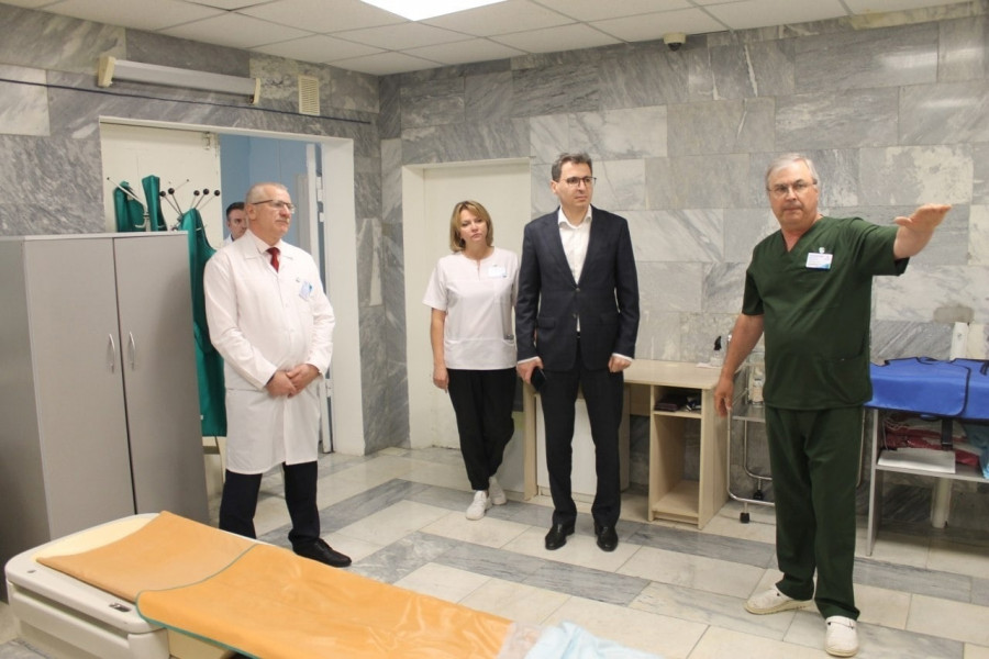 Армен Бенян с рабочим визитом посетил Тольяттинскую городскую клиническую больницу № 1