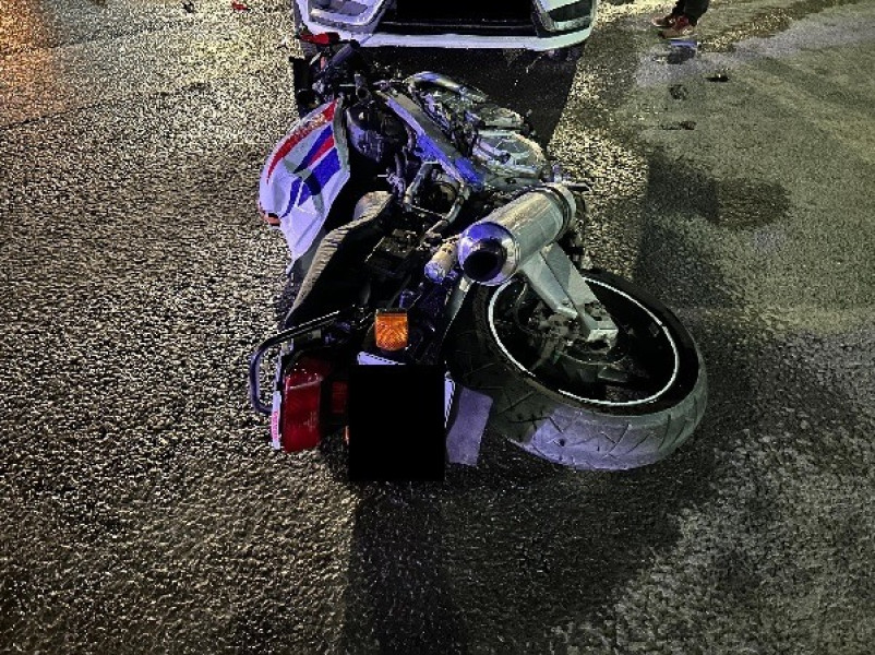 В Самаре водитель сбил 19-летнего мотоциклиста