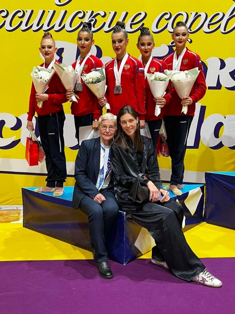 Самарские гимнастки впервые поднялись на подиум Всероссийских соревнований и стали мастерами спорта