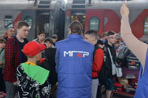 В Самару прибыл поезд с первой группой детей из ДНР