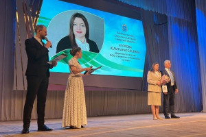 В канун праздника директор по качеству «РКС-Самара» Юлия Егорова получила почётное звание «Заслуженный эколог Самарской области».