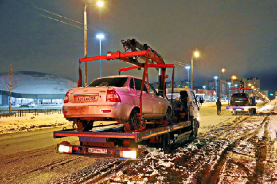 В Самаре минувшей ночью перед расчисткой снега эвакуировали 20 машин