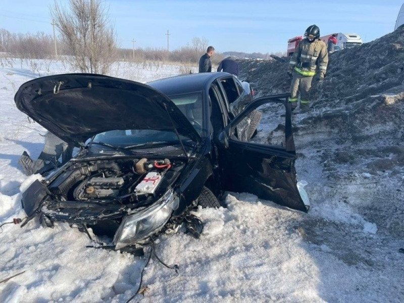 В Самарской области в ДТП погиб водитель легковушки