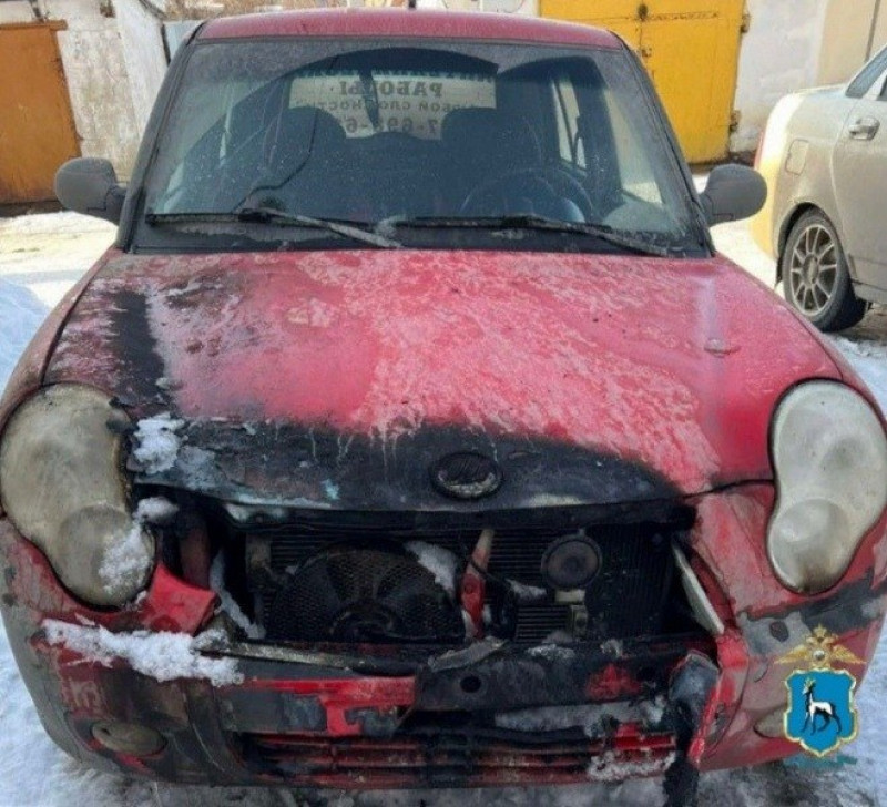 В Чапаевске задержали подозреваемого в повреждении двух автомобилей