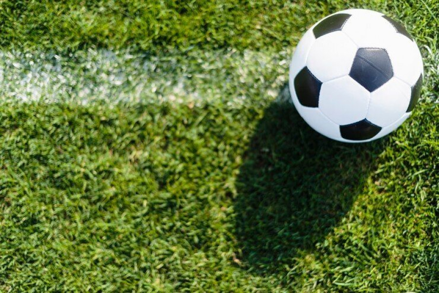 Самарские команды победили в окружном этапе футбольного турнира среди воспитанников детских домов