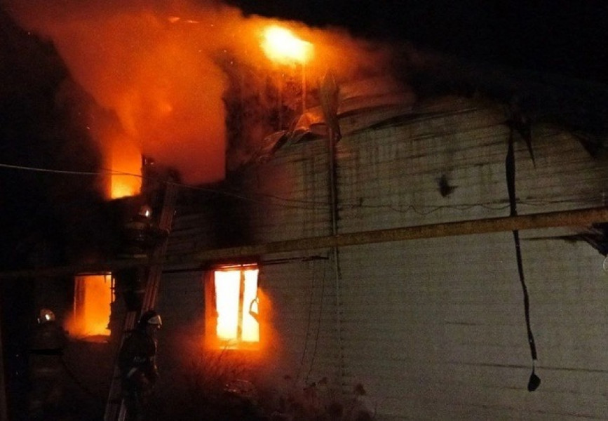 В Елховском районе произошел пожар в двухэтажном частном доме