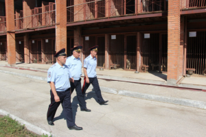 Владимир Колокольцев вместе с  Игорем Ивановым провели внезапные проверки организации несения службы сотрудниками полиции, антитеррористической защищенности ведомственных объектов.