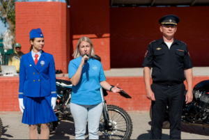 Во время проведения акции подростки получили возможность на специализированной мото-площадке познакомиться с мотоциклами разных моделей и пофотографироваться  на них.