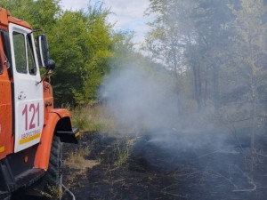 В Хворостянском районе за сутки тушили три пожара общей площадью 1400 квадратных метров