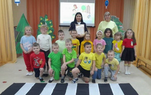 Самарской области сотрудники Госавтоинспекции провели профилактическую беседу с дошкольниками