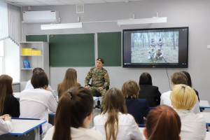 13 декабря во многих школах города прошли традиционные Уроки мужества.