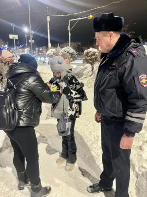 Акцию «Засветись! Стань заметней на дороге!».