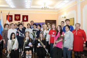 17 юных жителей Чапаевска в торжественной обстановке получили первые паспорта