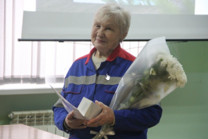 Она проработала на насосно-фильтровальной станции 45 лет машинистом насосных установок.