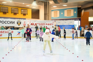 В Самарской области состоялись массовые соревнования по конькобежному спорту