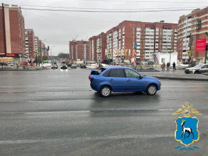 В Чапаевске водитель сбил мужчину, который шел по "зебре"