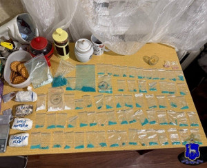 У самарчанки нашли 250 полимерных пакетиков с наркотиком