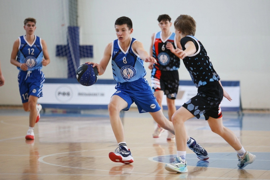 Сегодня в Самаре пройдут финальные матчи чемпионата школьной баскетбольной лиги «КЭС-баскет»